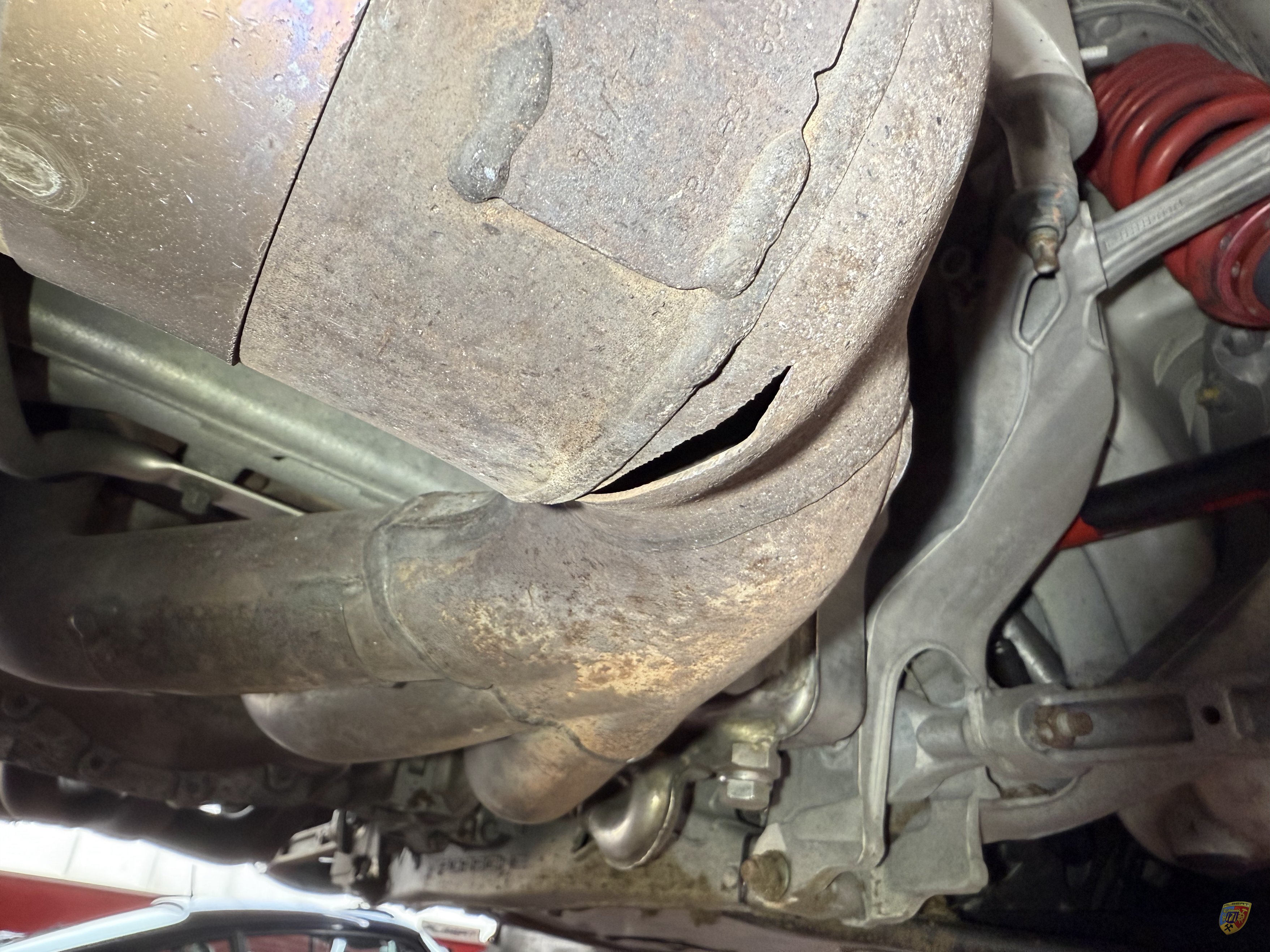 Porsche 991 GT3 Cup Unfallschaden van Spronsen Reparatur bei Albert Motorsport