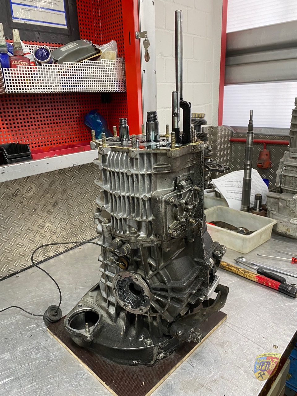 Porsche 911 Getriebe Schaden am 915 Getriebe Asphalt Rebellen - Reimann