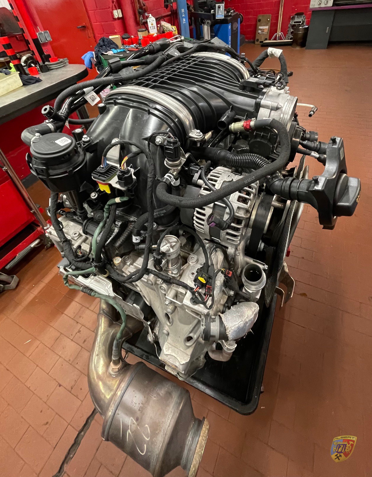Porsche 992 GT3 Cup Motor Revision ( Notreparatur ) bei Albert Motorsport