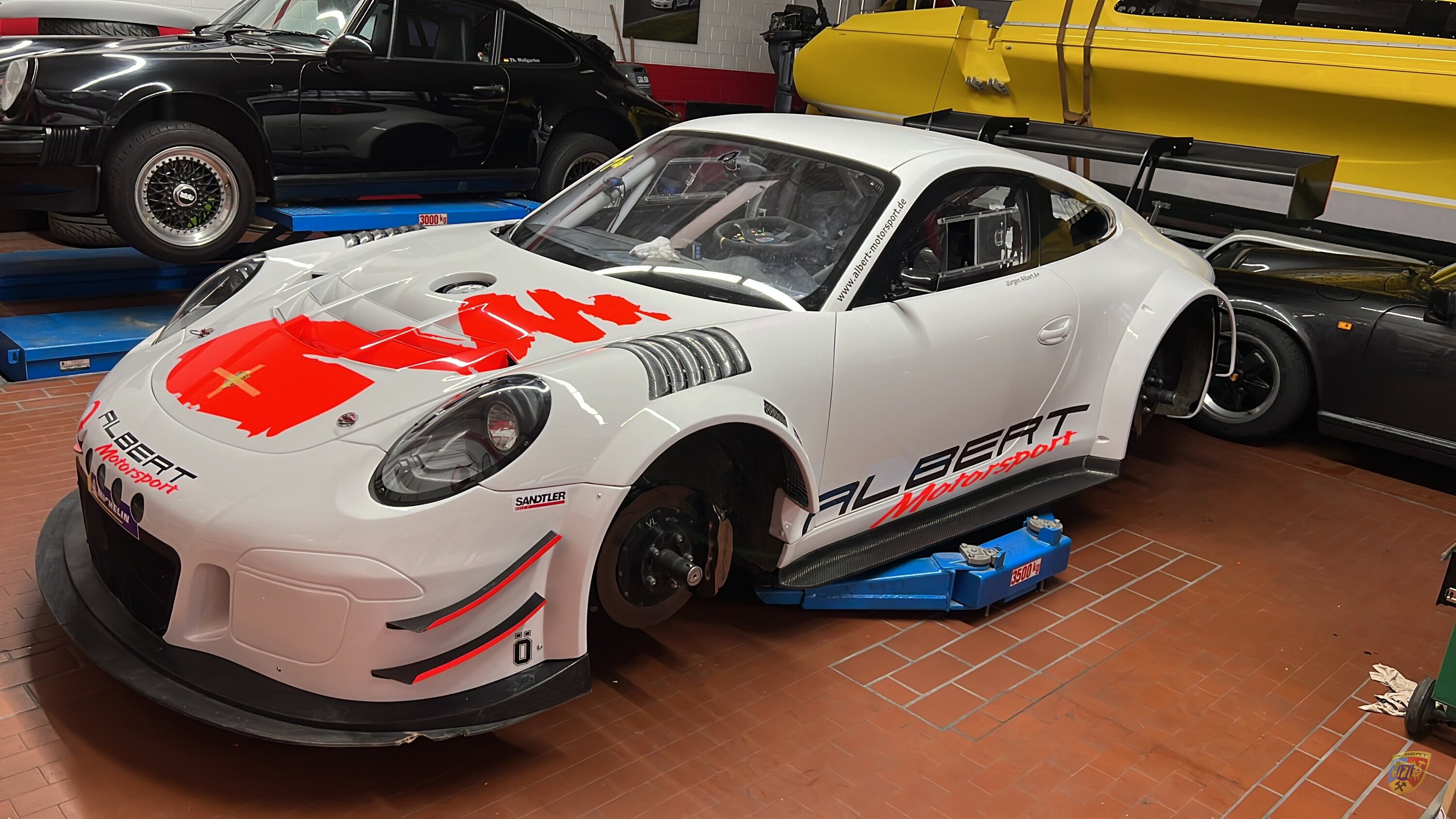 Porsche 991 GT3 Cup AMS Revision Lackierung Aero Modifikationen
