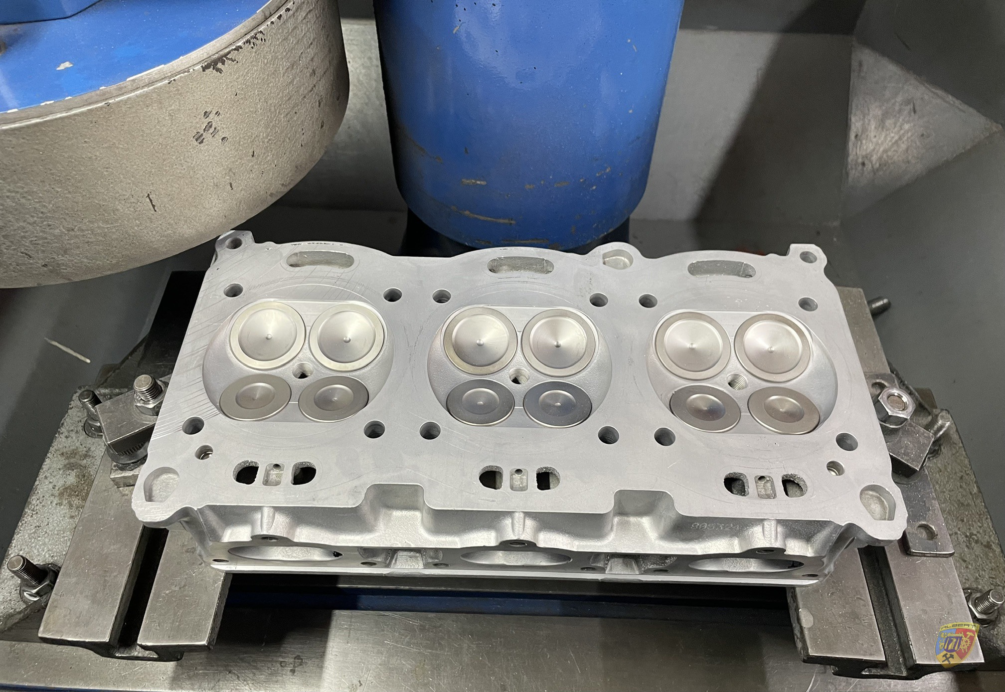 Porsche 997 GT3 R Motor Getriebe Upgrade Team Strahm