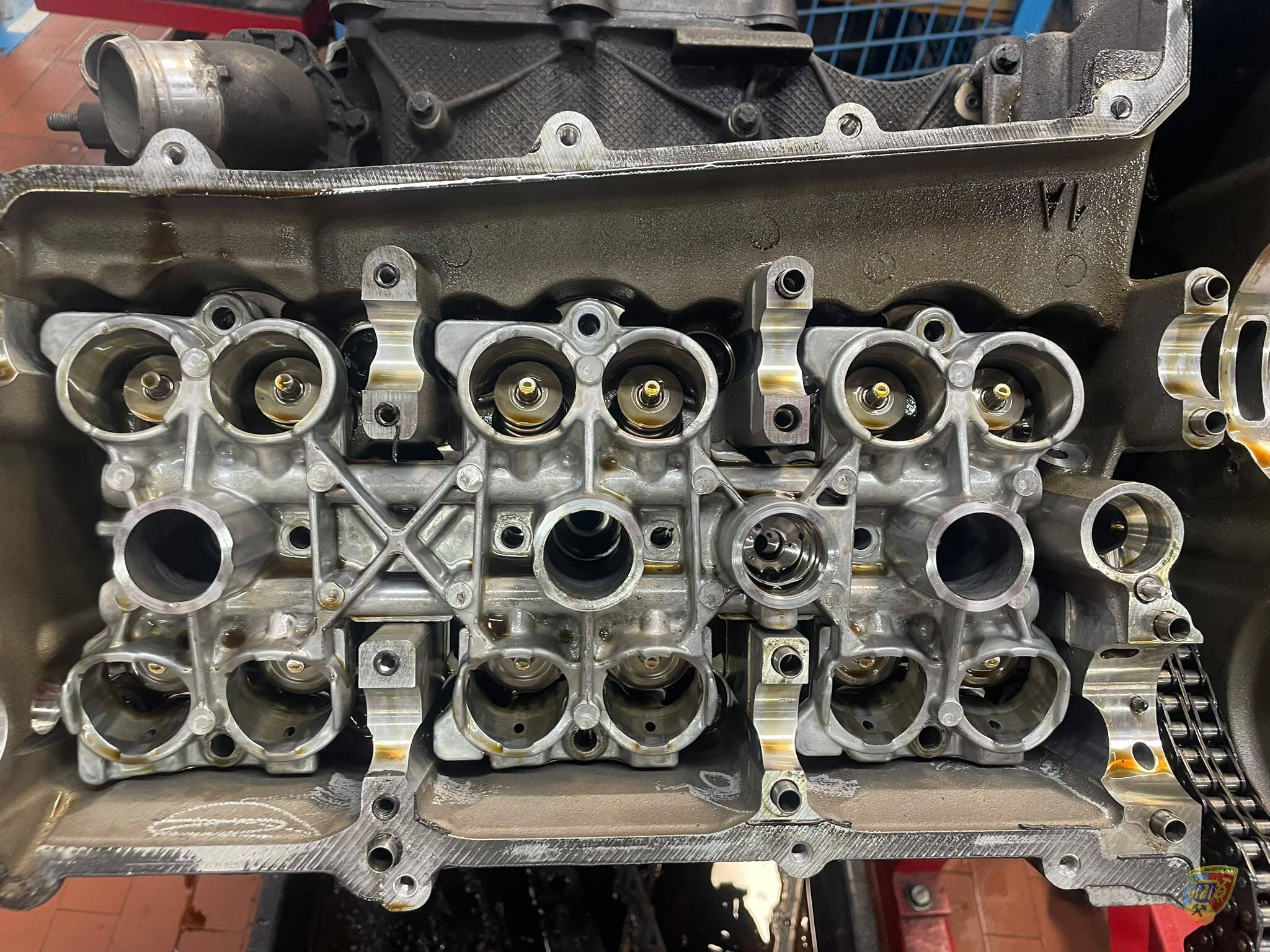 Porsche 997 Carrera 4 S Targa Motorschaden Reparatur bei Albert Motorsport