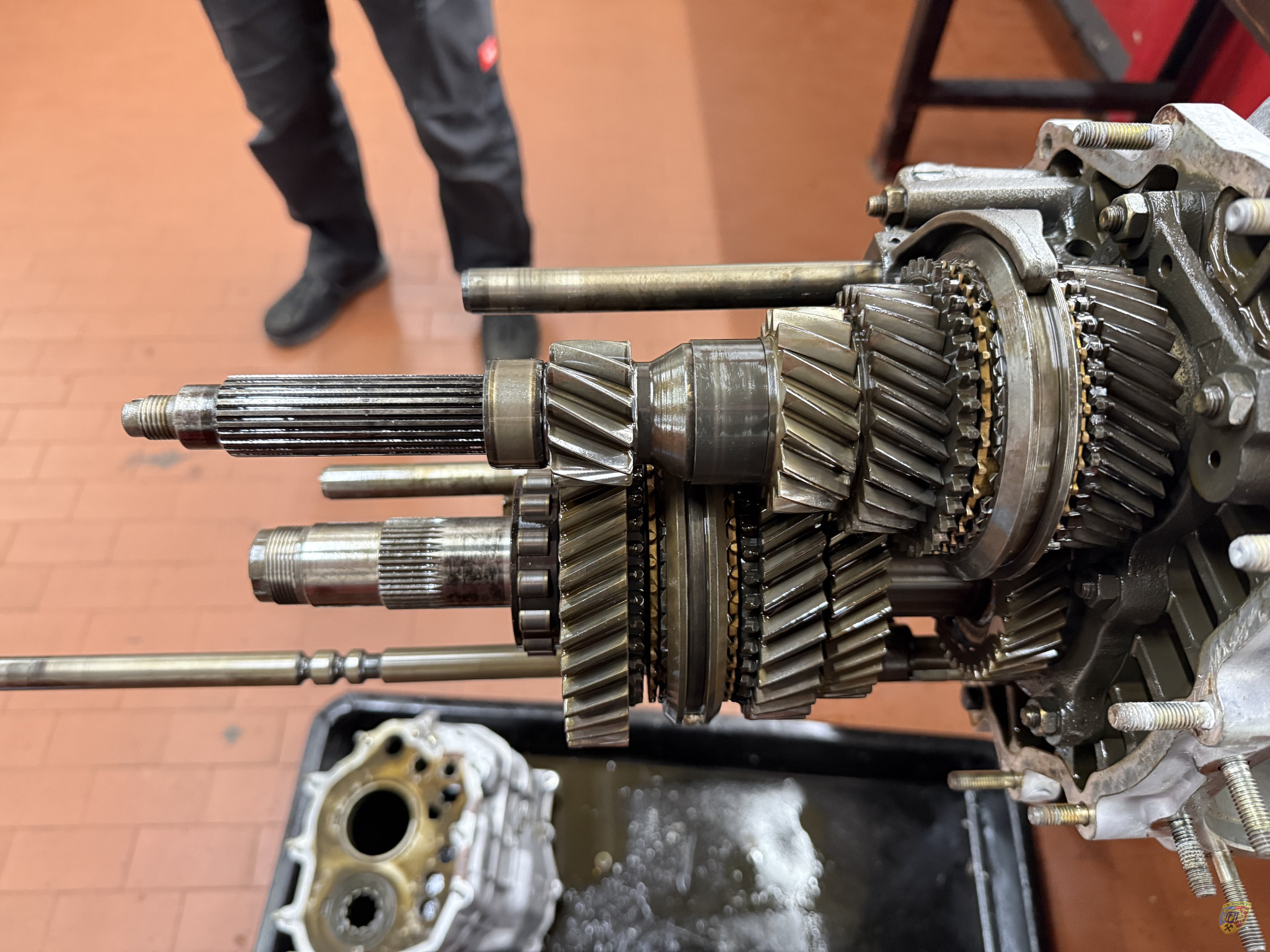 Porsche 964 Carrera Cabrio 5 Gang Getriebe Sichtung ggfs. Reparatur