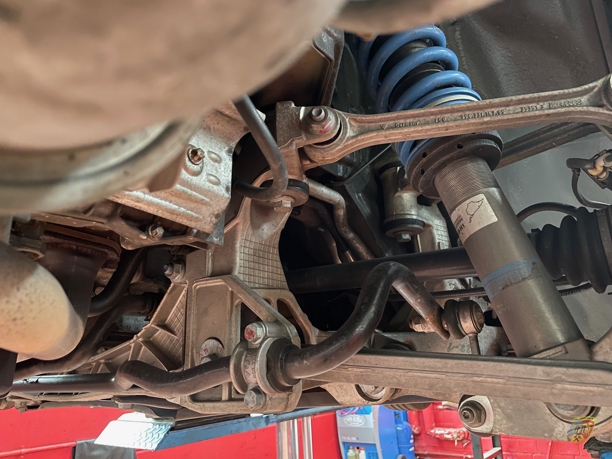 Desacoplar el eje trasero del Porsche 997 Carrera