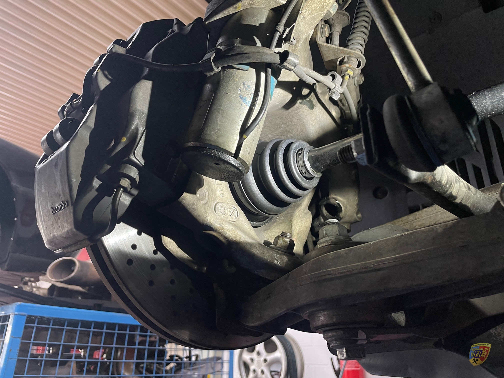 Desacoplar el eje trasero del Porsche 997 Carrera