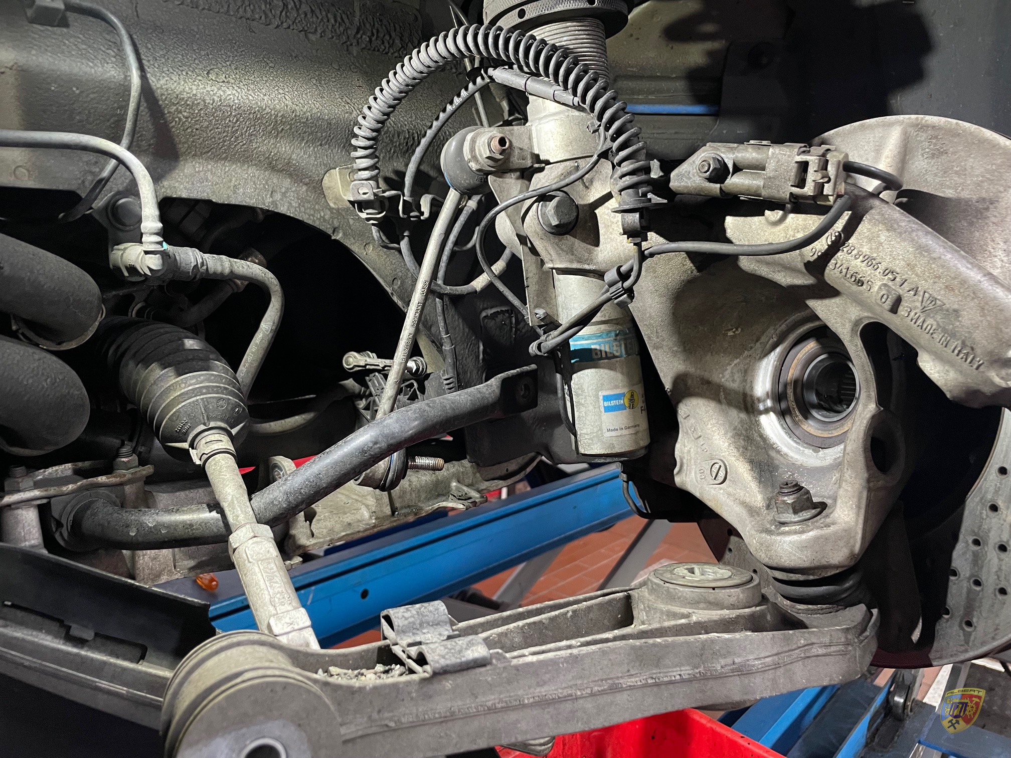 Desacoplar el eje trasero del Porsche 997 Carrera