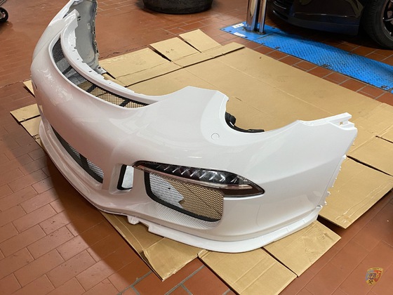 Porsche 991 GT3 Cup Reparatur PU Rim Stoßstange