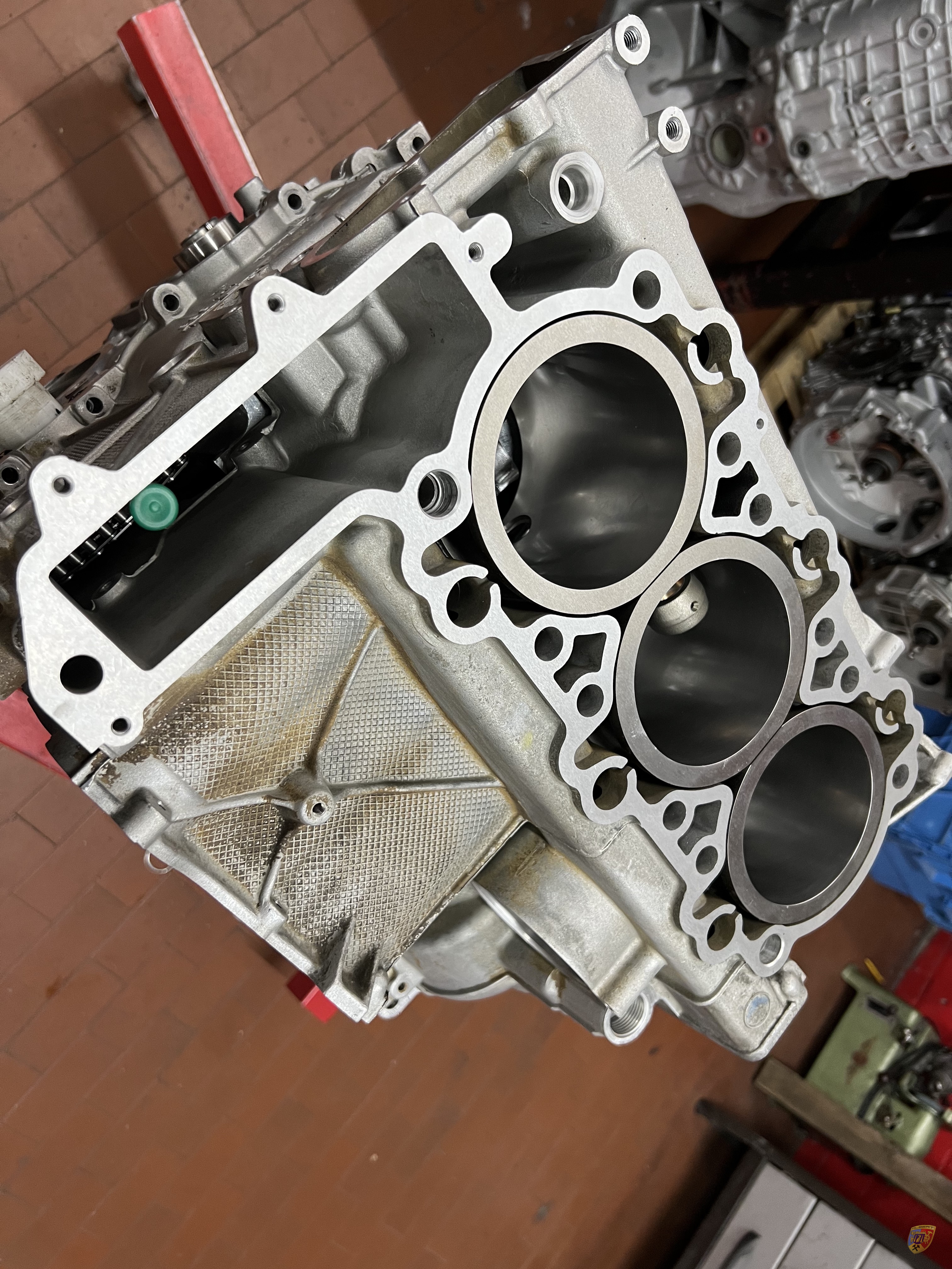 Porsche Boxster Motorschaden und Upgrade auf 3.7 liter 2 Rad Schmidt