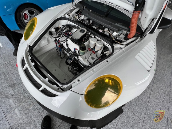Porsche 997 GT3 R sichten und Rennvorbereitung