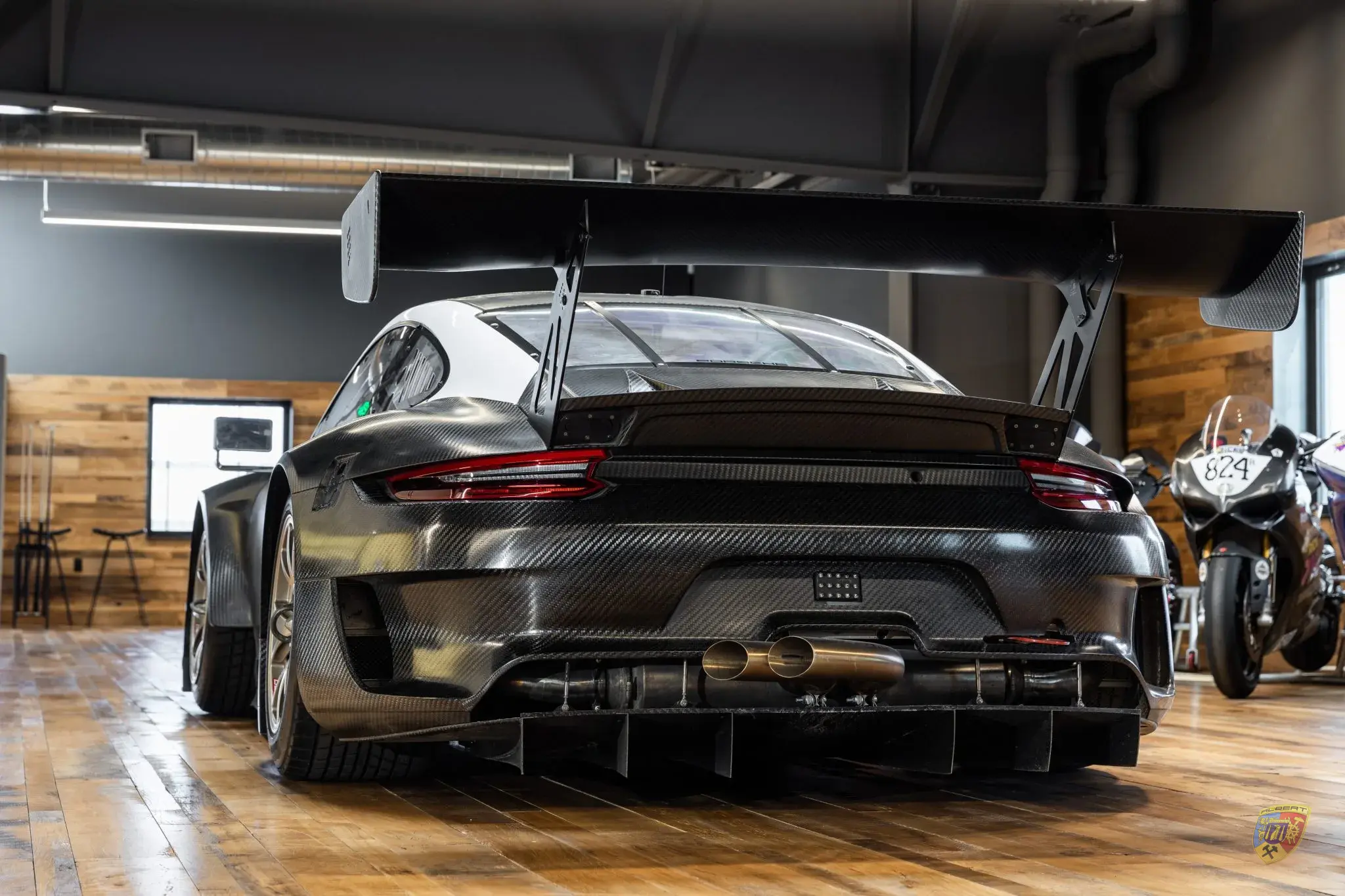 Porsche 991.2 GT3 R Auto und Ersatzteile