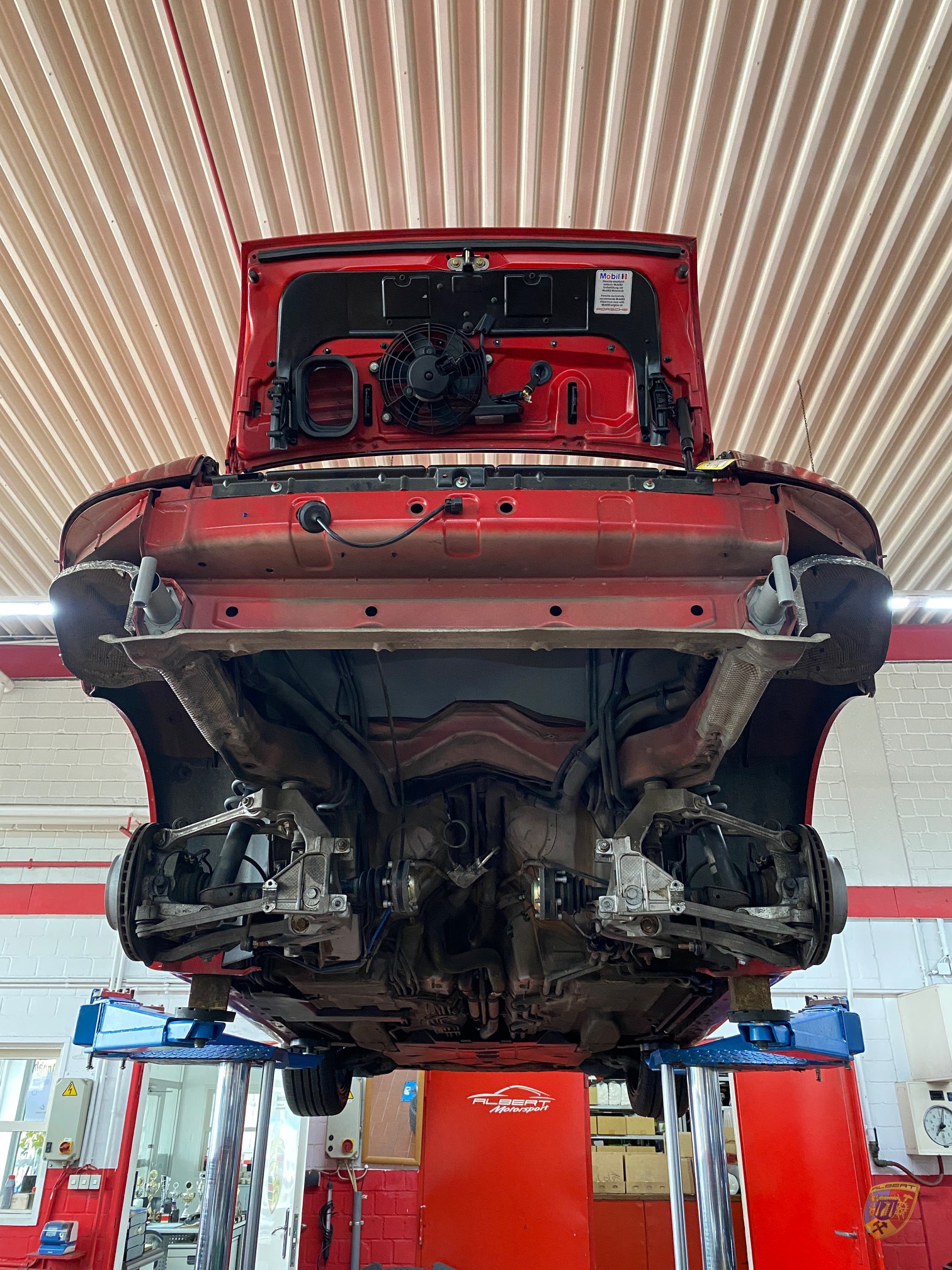 Porsche 996 Carrera Motorschaden Hoppius
