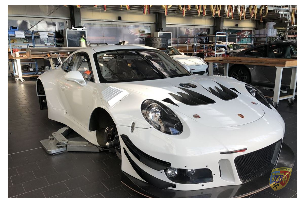 Porsche 991 GT3 R Typ 2016 Carbon Bausatz Herstellung