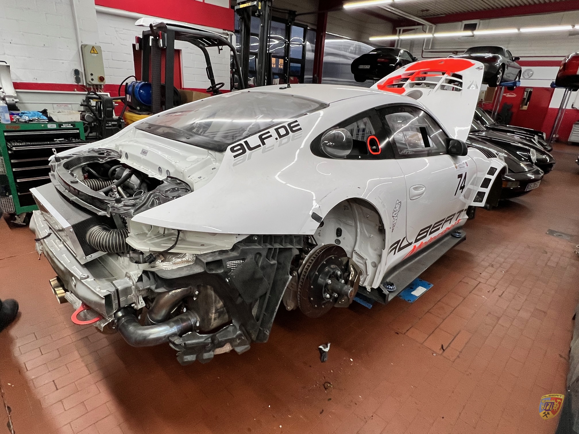 Porsche 991 GT3 MR Umbau auf 991 GT3 R by Albert Motorsport