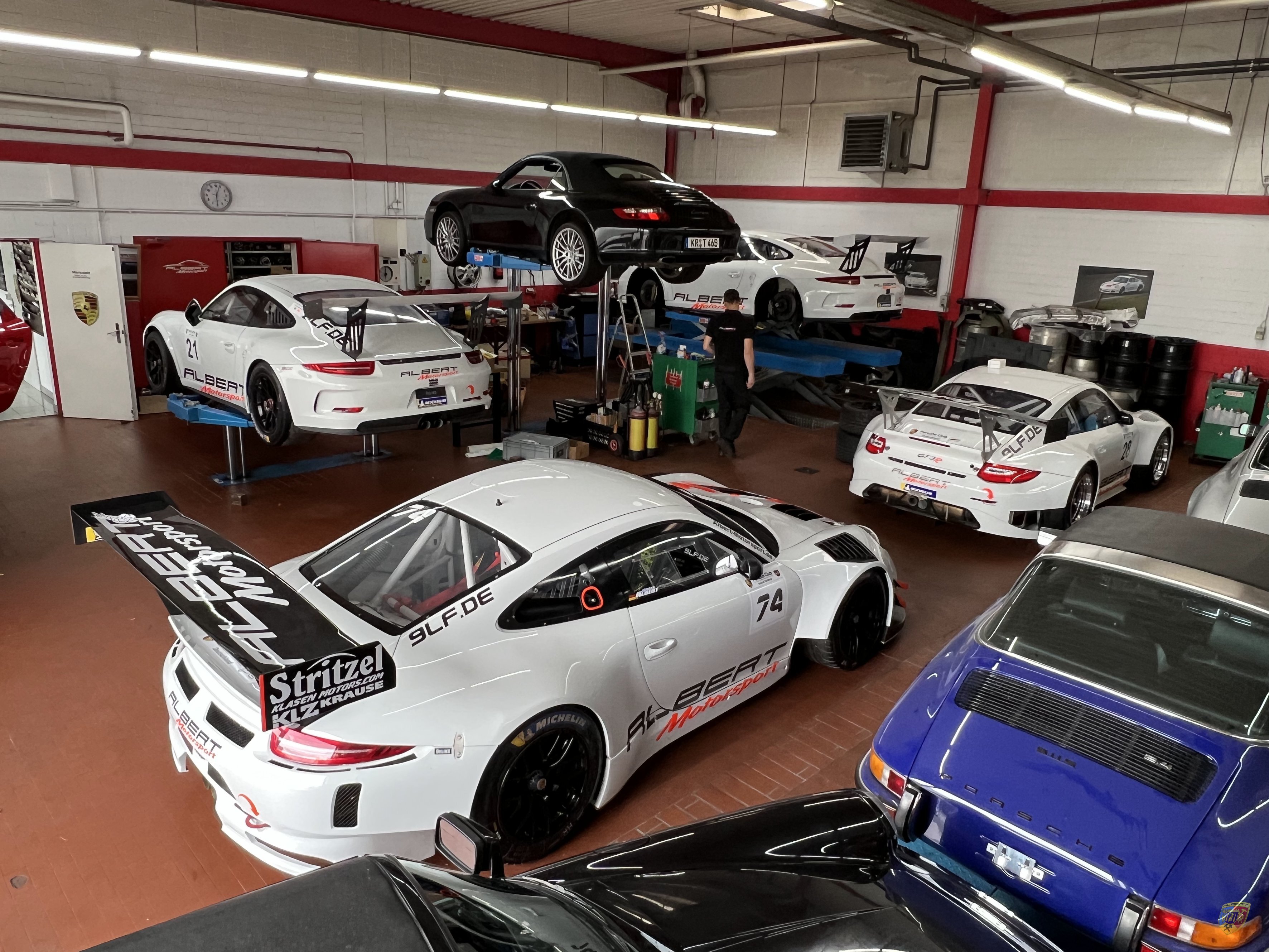 Porsche 991 GT3 MR Umbau auf 991 GT3 R by Albert Motorsport