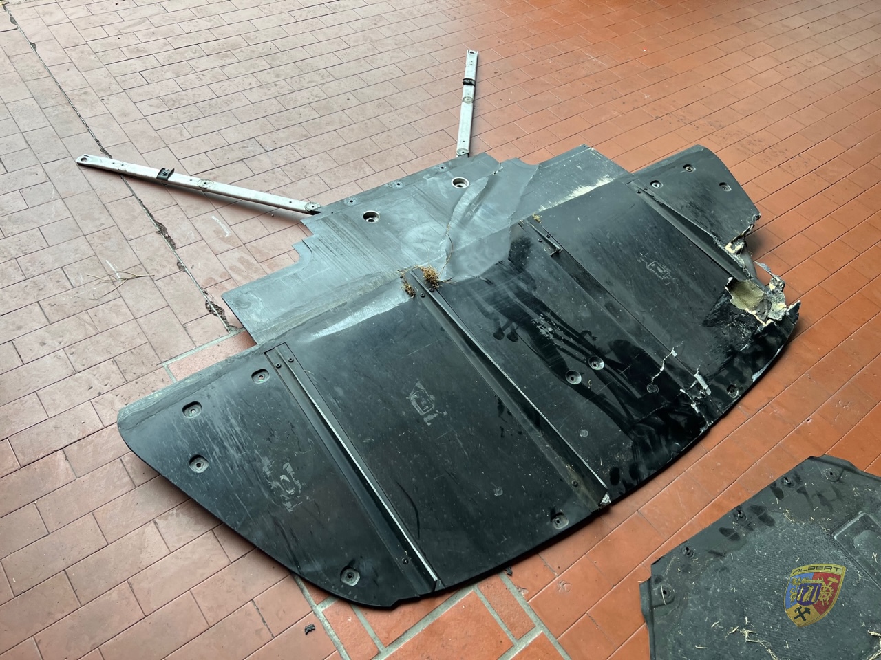Porsche 997 GT3 R Unfallschaden Wasxxx