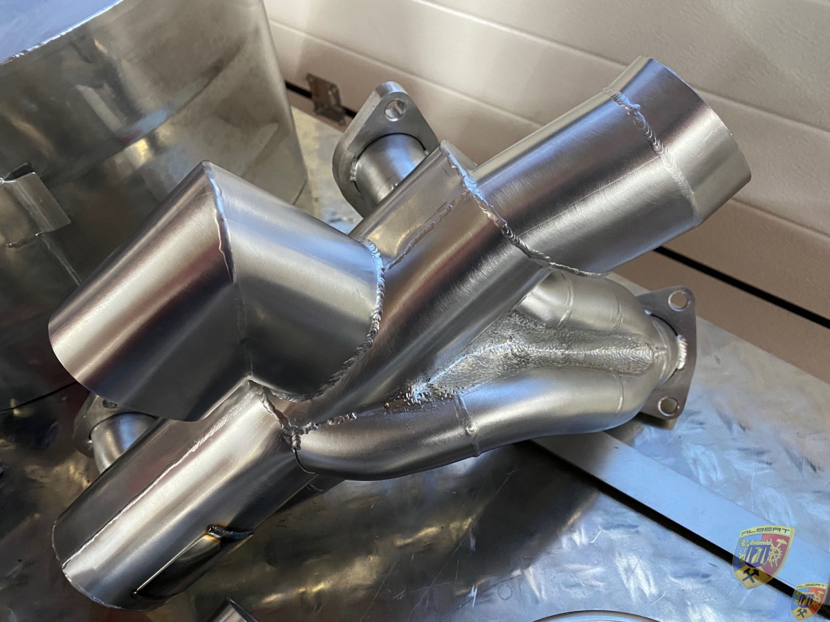 Porsche 993 TT GT2 Auspuff Exhaust from Albert Motorsport