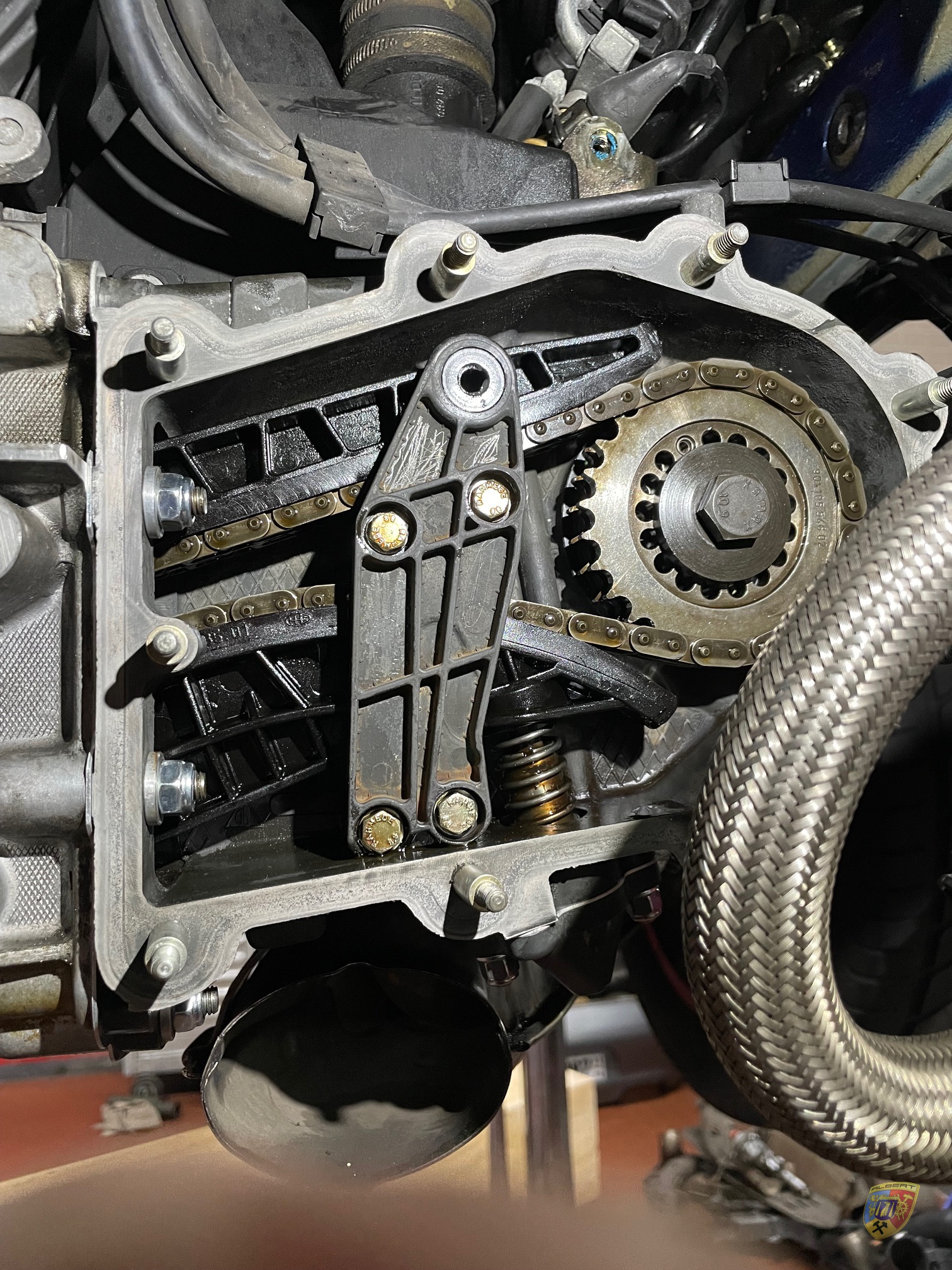 Porsche 964 Carrera Steuerketten-Kästen abdichten bei Albert Motorsport