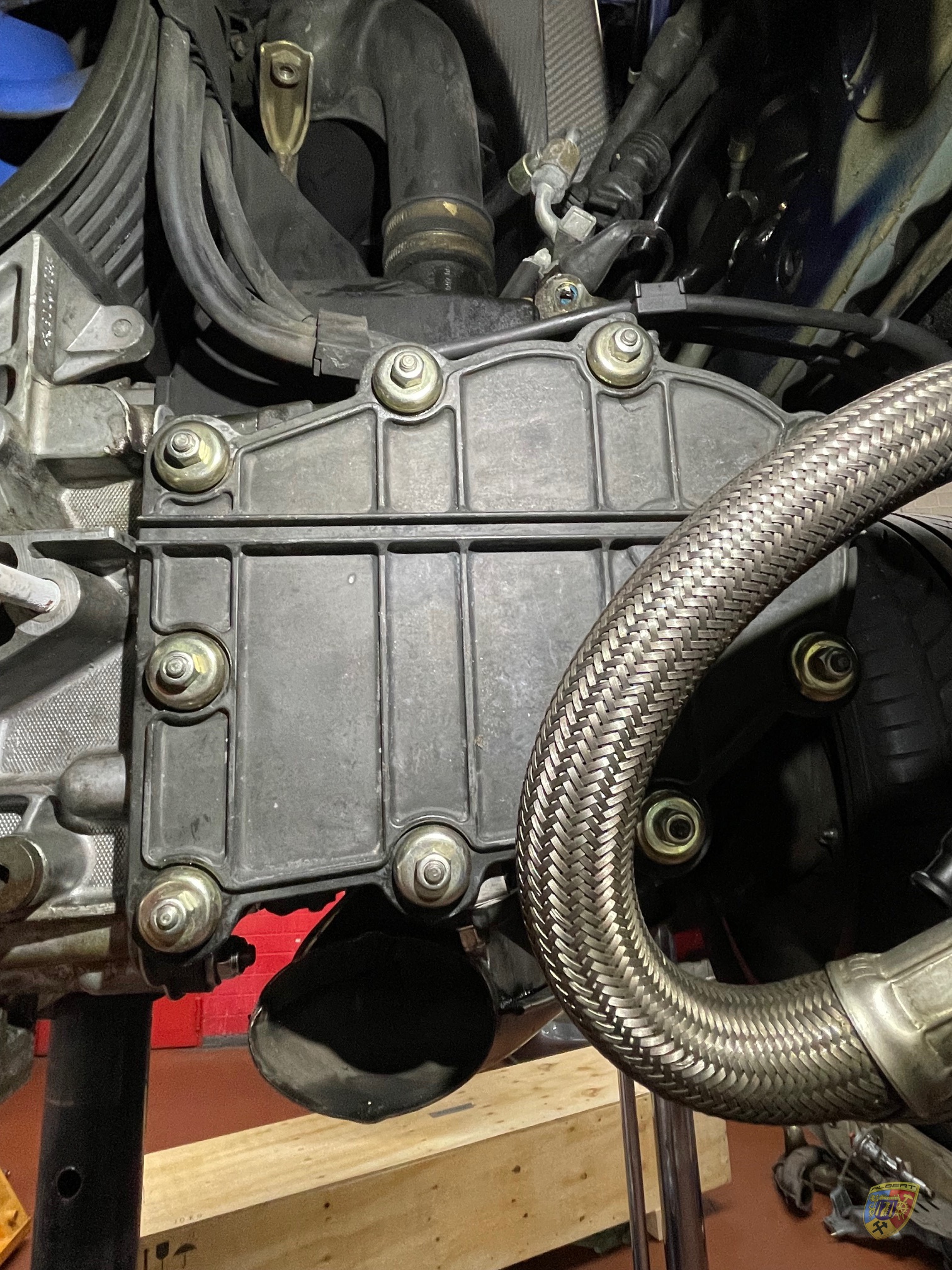 Porsche 964 Carrera Steuerketten-Kästen abdichten bei Albert Motorsport