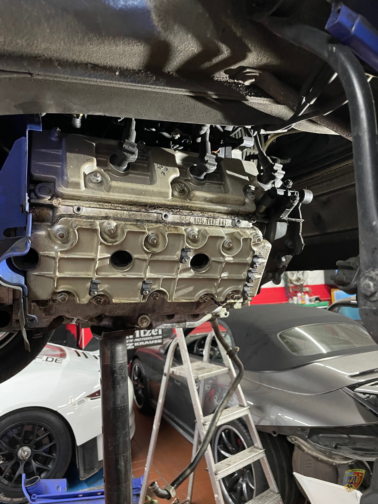 Porsche 964 Carrera Steuerketten-Kästen abdichten bei Albert Motorsport