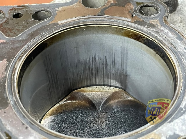 Porsche 997 Carrera Motorschaden Pfeixxx Reparatur bei Albert Motorsport