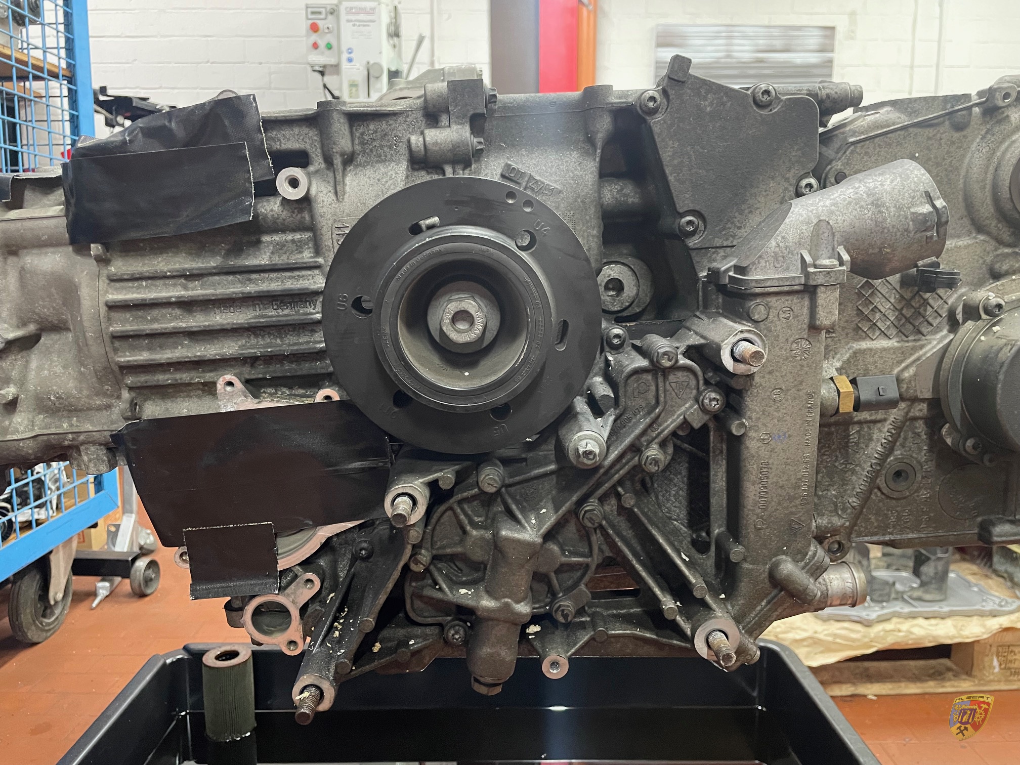 997 Carrera Motorschaden Abu Dhabi Reparatur bei Albert Motorsport