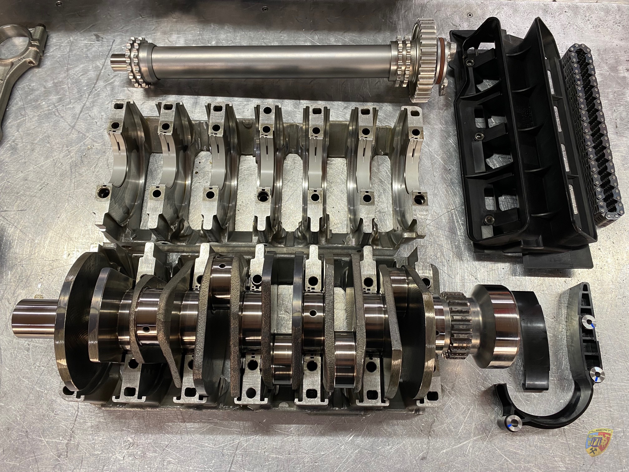 Porsche 997 Carrera Motorschaden Abu Dhabi Reparatur bei Albert Motorsport