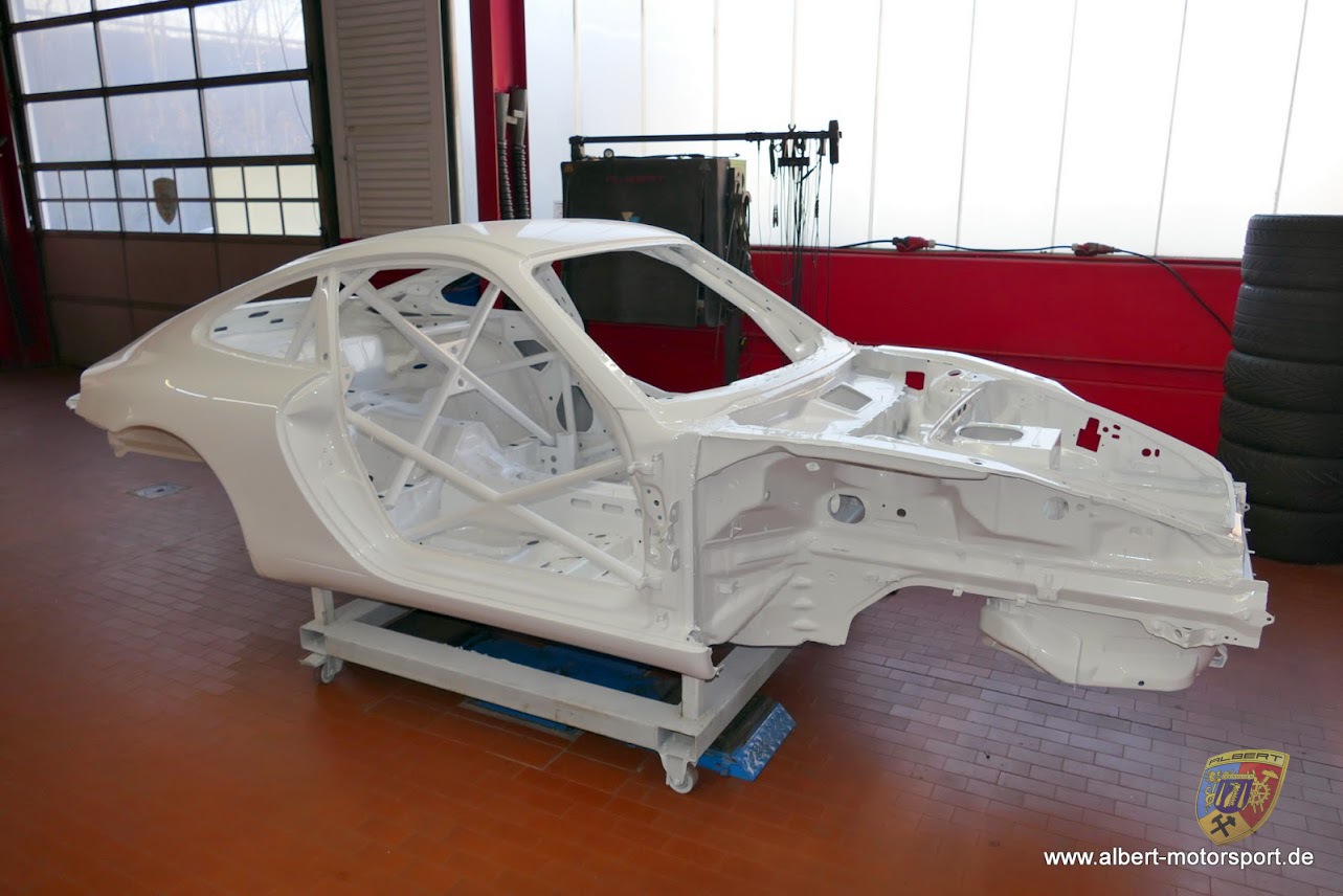Porsche 996 GT3 Cup Neuaufbau auf Carrera Karosserie