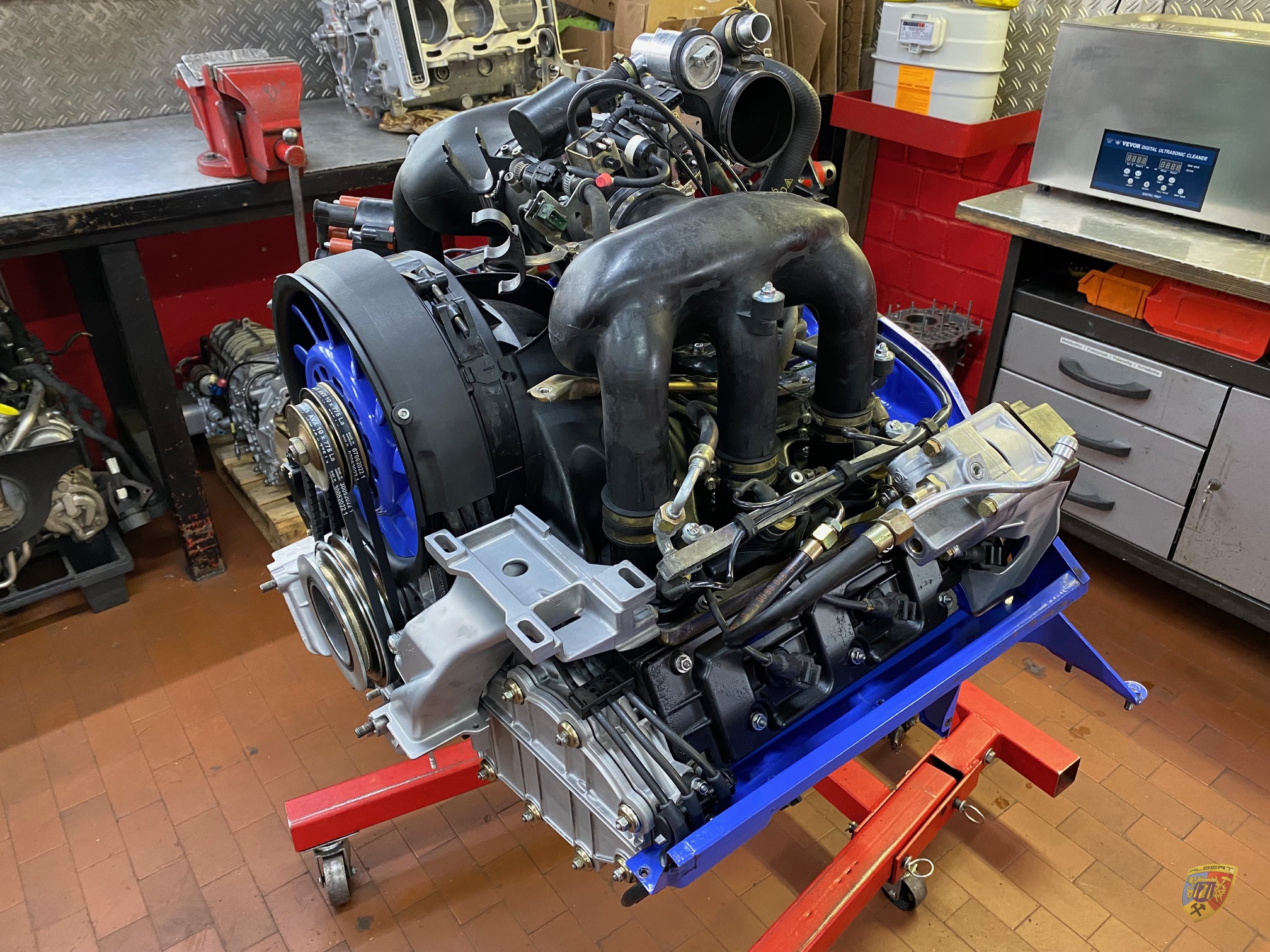 Porsche 964 Carrera Motorschaden Geixxx bei Albert Motorsport