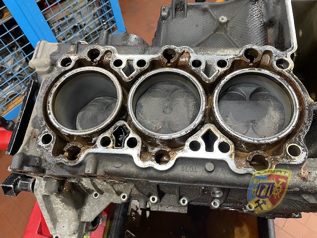 Porsche 996 Carrera Motorschaden Reparatur de Lessxxxxx bei Albert Motorsport