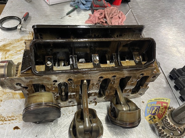 Porsche 996 Carrera Motorschaden Reparatur de Lessxxxxx bei Albert Motorsport