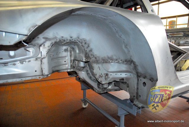 Porsche 997 GT3 RSR Karosserie Neuaufbau Albert Motorsport