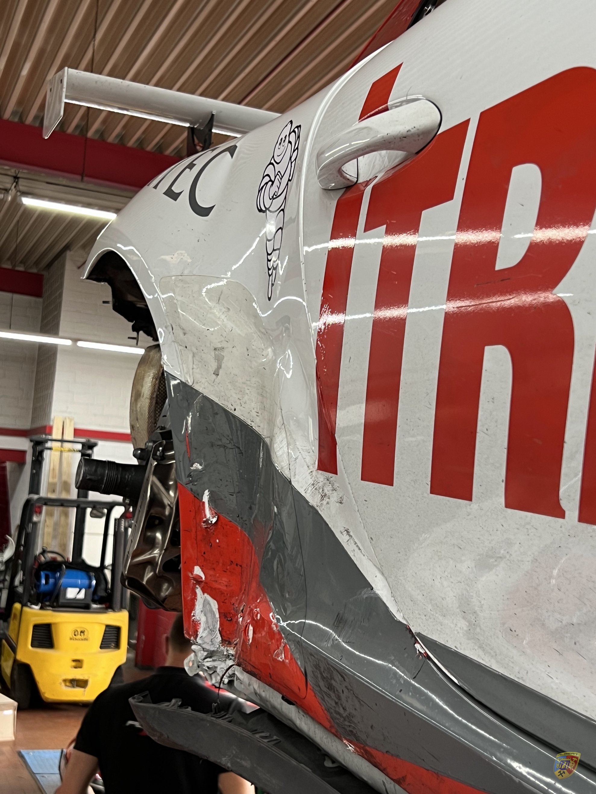 Porsche 991.2 GT3 Cup 2019 Unfallschaden Reparatur bei Albert Motorsport
