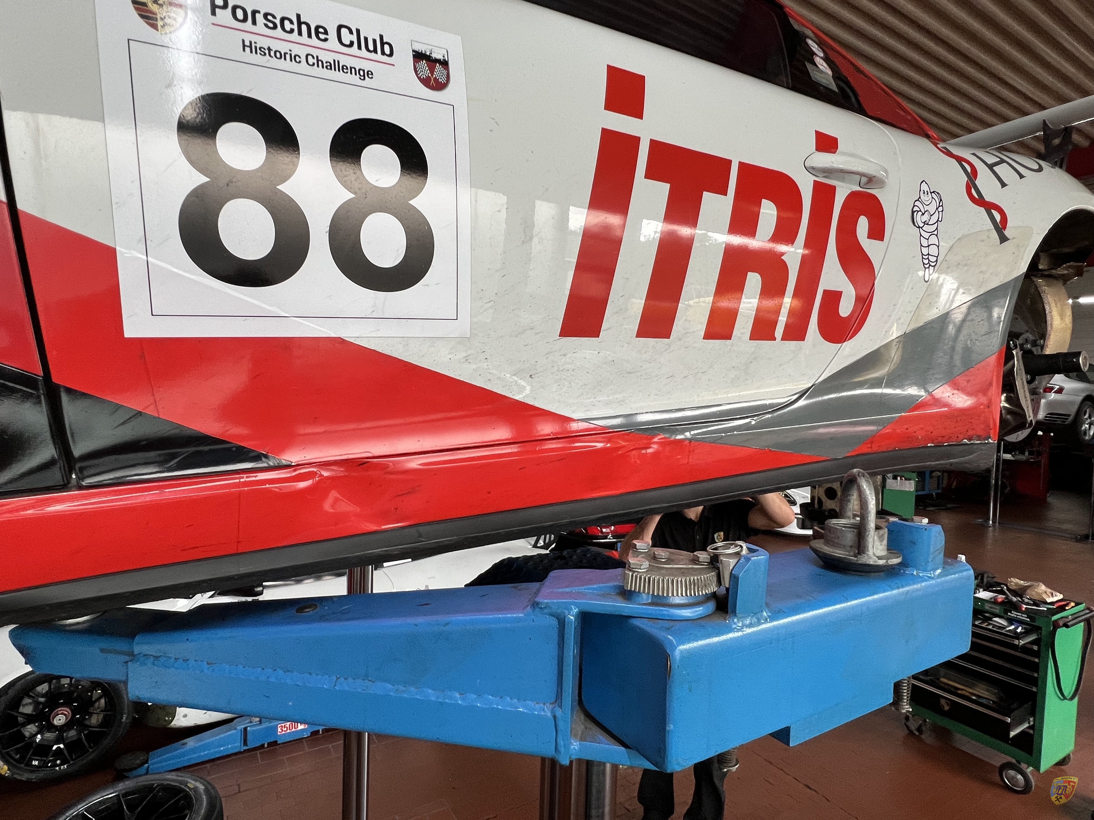 Porsche 991.2 GT3 Cup 2019 Unfallschaden Reparatur bei Albert Motorsport