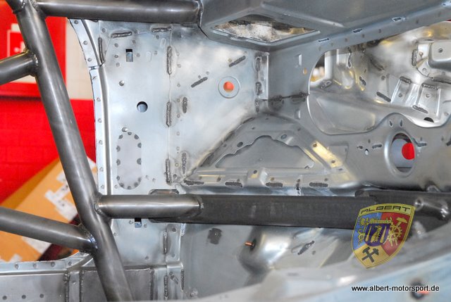 Porsche 997 GT3 RSR Karosserie Neuaufbau Albert Motorsport