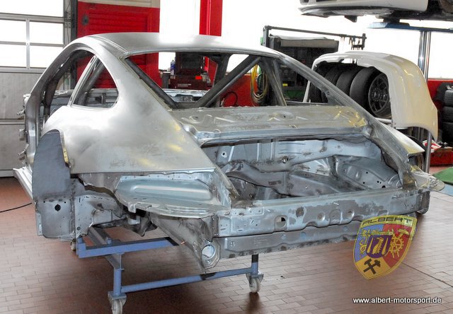 Porsche 997 GT3 RSR Karosserie Neuaufbau Albert Motorsport