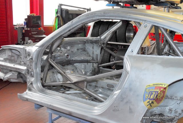 Porsche 997 GT3 RSR Karosserie Neuaufbau Albert Motorsport