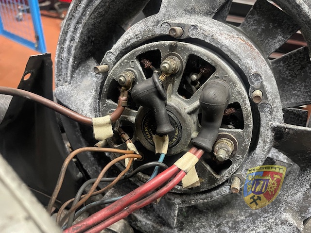 Porsche 911 SC Motorreparatur Bastxxx bei Albert Motorsport