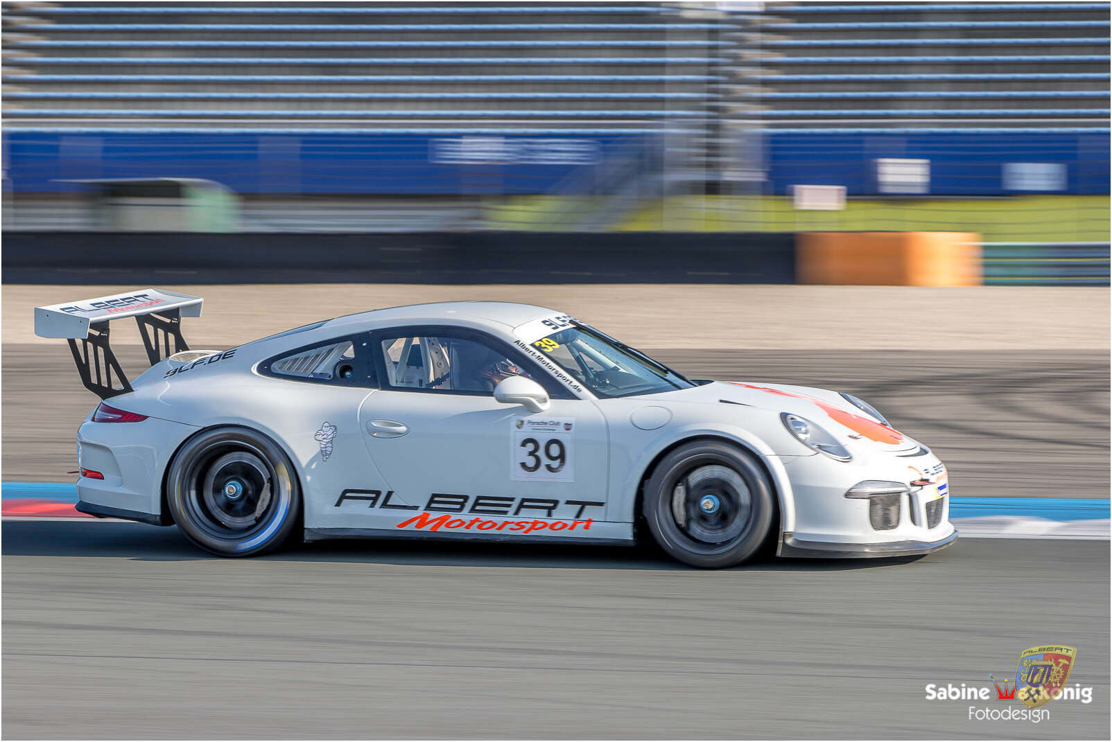 PCHC - ASSEN - 2024 Team Albert Motorsport - Sabine Waskönig Edition