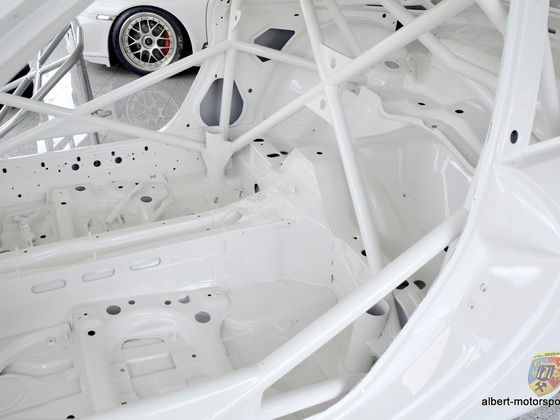 Porsche 996 GT3 Cup Neuaufbau auf Carrera Karosserie