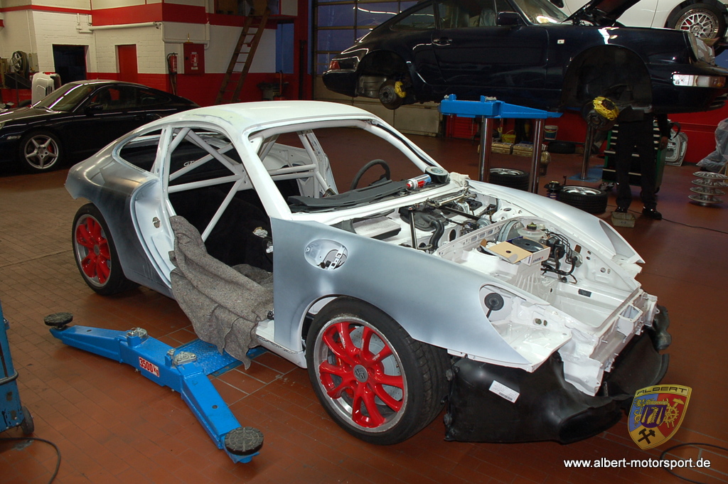 Porsche 996 GT3 RS Unfallschaden Neuaufbau