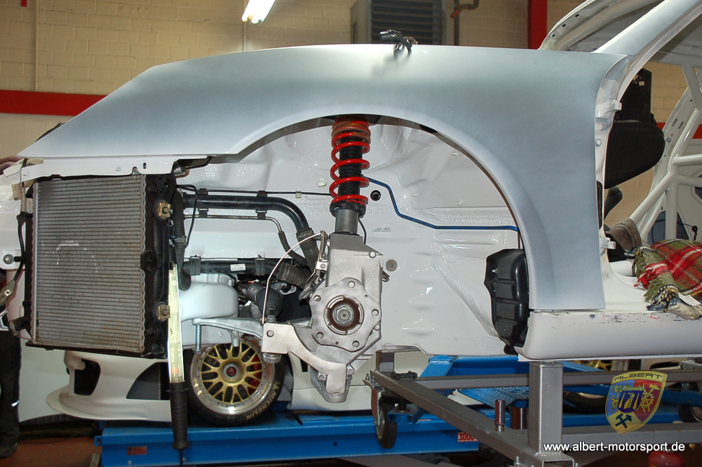 Porsche 996 GT3 RS Unfallschaden Neuaufbau