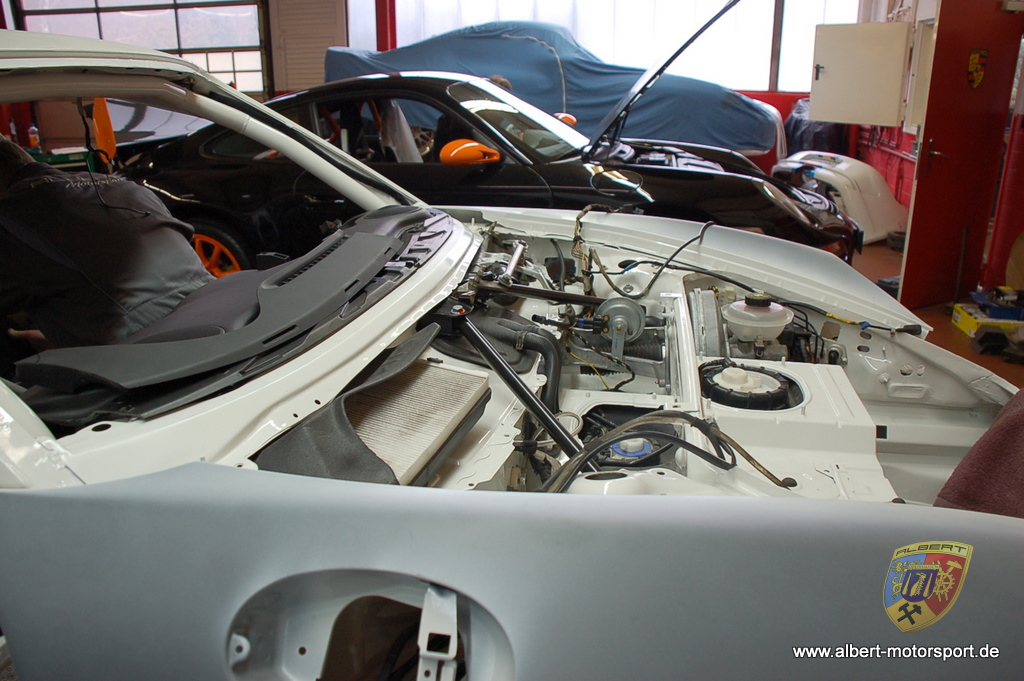 Porsche 996 GT3 RS Unfallschaden Neuaufbau
