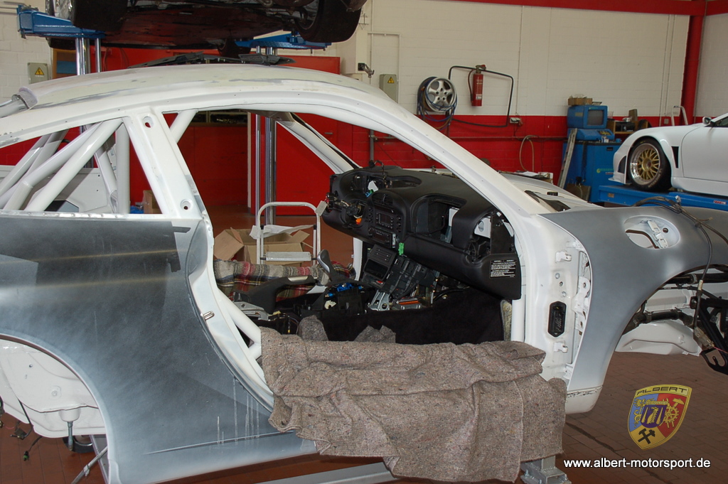 Porsche 996 GT3 RS Unfallschaden Neuaufbau