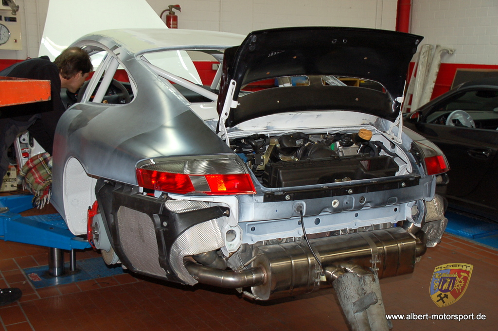Porsche 996 GT3 RS Unfallschaden Neuaufbau