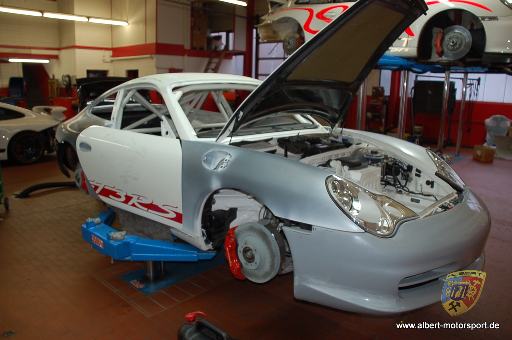 Porsche 996 GT3 RS Unfallschaden Neuaufbau