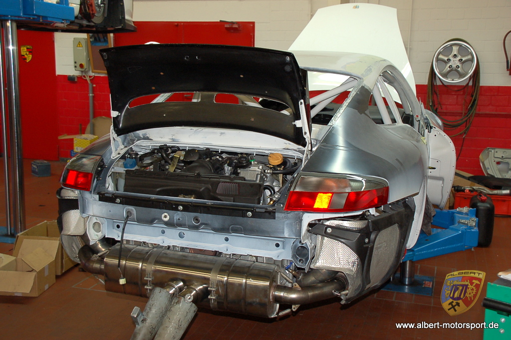 Porsche 996 GT3 RS Unfallschaden Neuaufbau