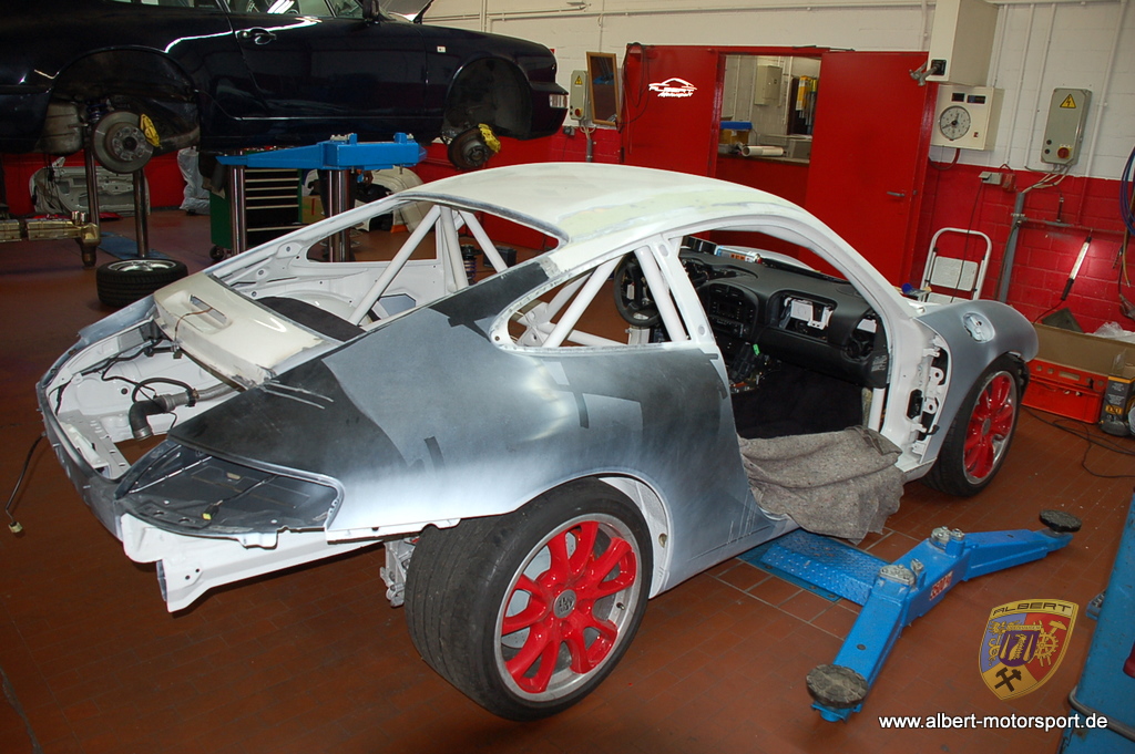 Porsche 996 GT3 RS Unfallschaden Neuaufbau