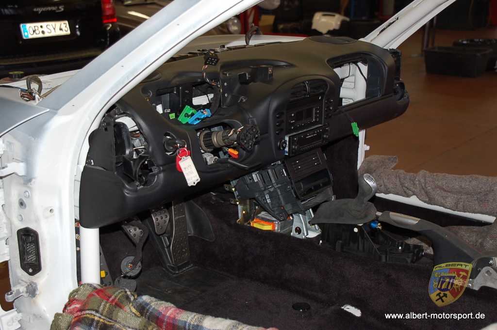 Porsche 996 GT3 RS Unfallschaden Neuaufbau
