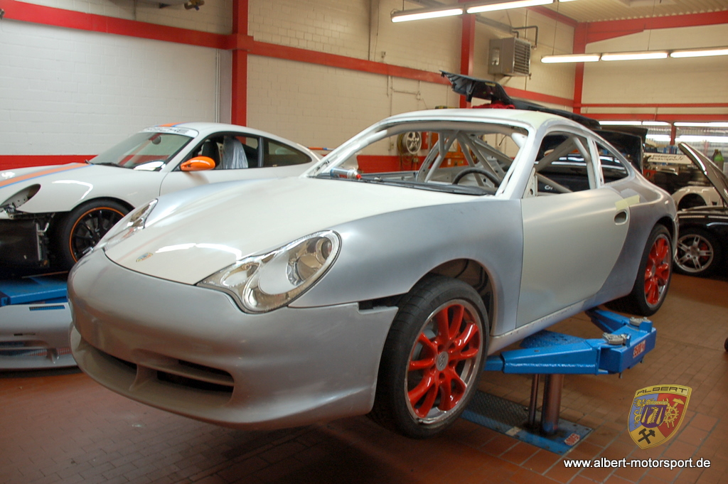 Porsche 996 GT3 RS Unfallschaden Neuaufbau