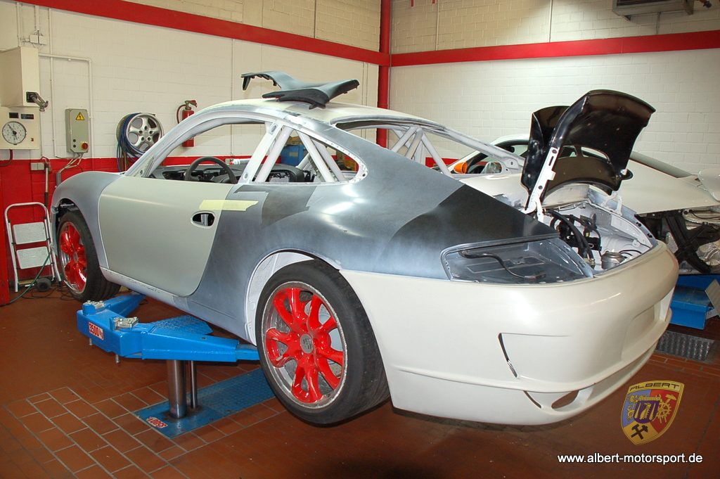 Porsche 996 GT3 RS Unfallschaden Neuaufbau